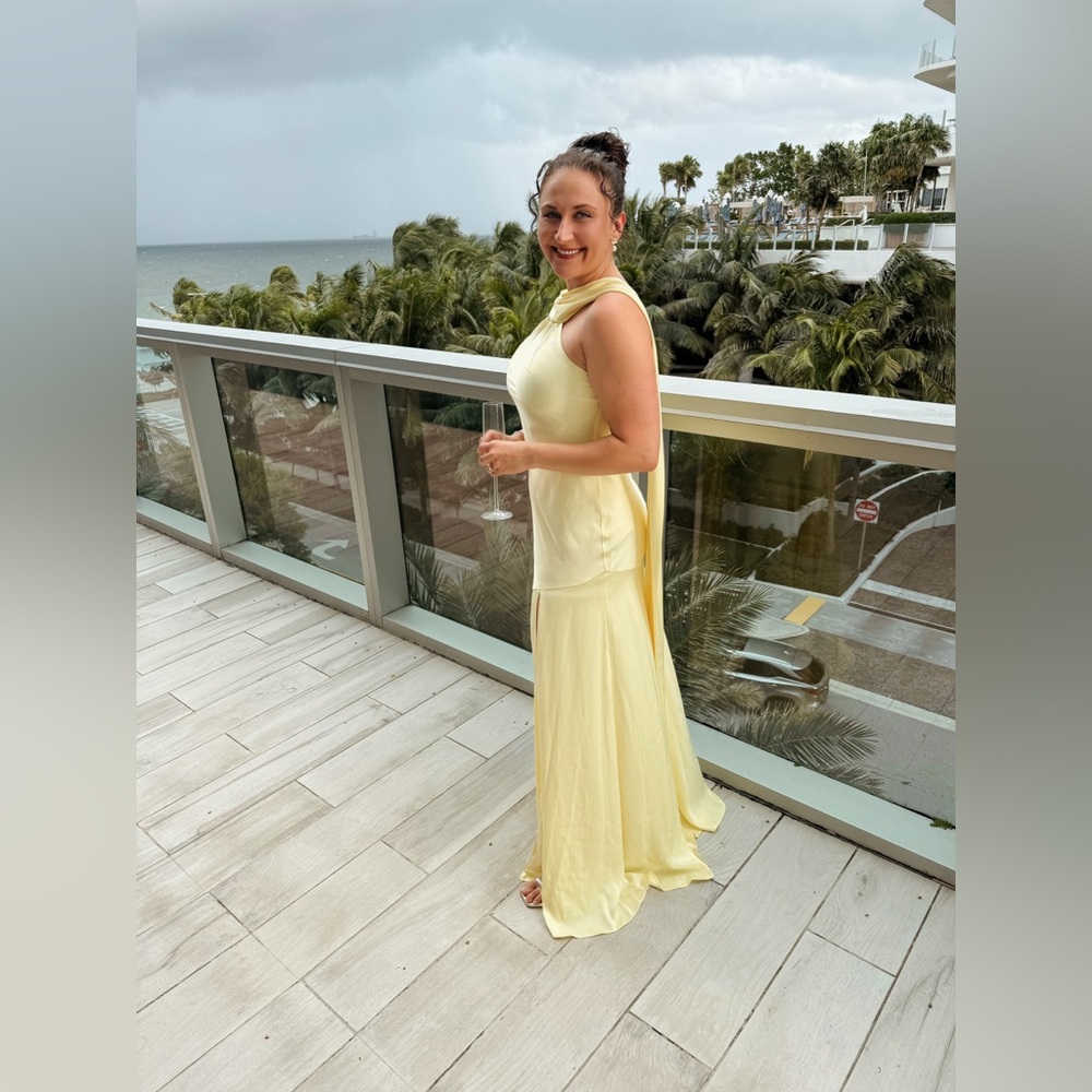 Birdy Grey Eileen Dress Matte Satin
Lemon Sorbet ♡